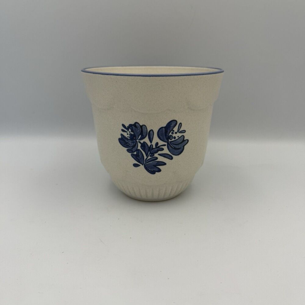 Vintage Pfaltzgraff Yorktown Stoneware Flower Pot  Planter made In USA Blue